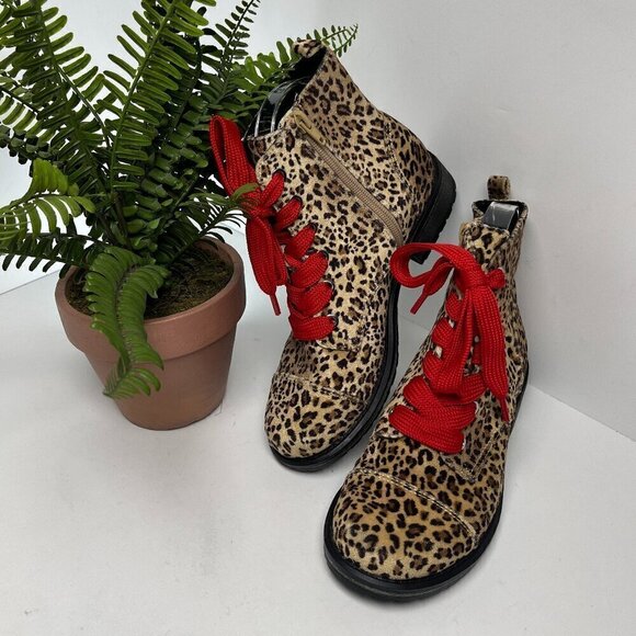 Dolce Vita Sophie Girl Leopardess Tan Leopard Print Red with shoestrings Size 4 - Picture 1 of 12